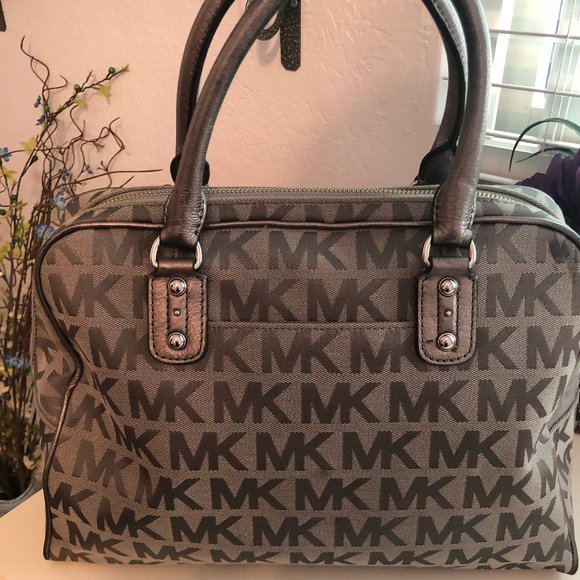 Grey Michael Kors Purse Larger